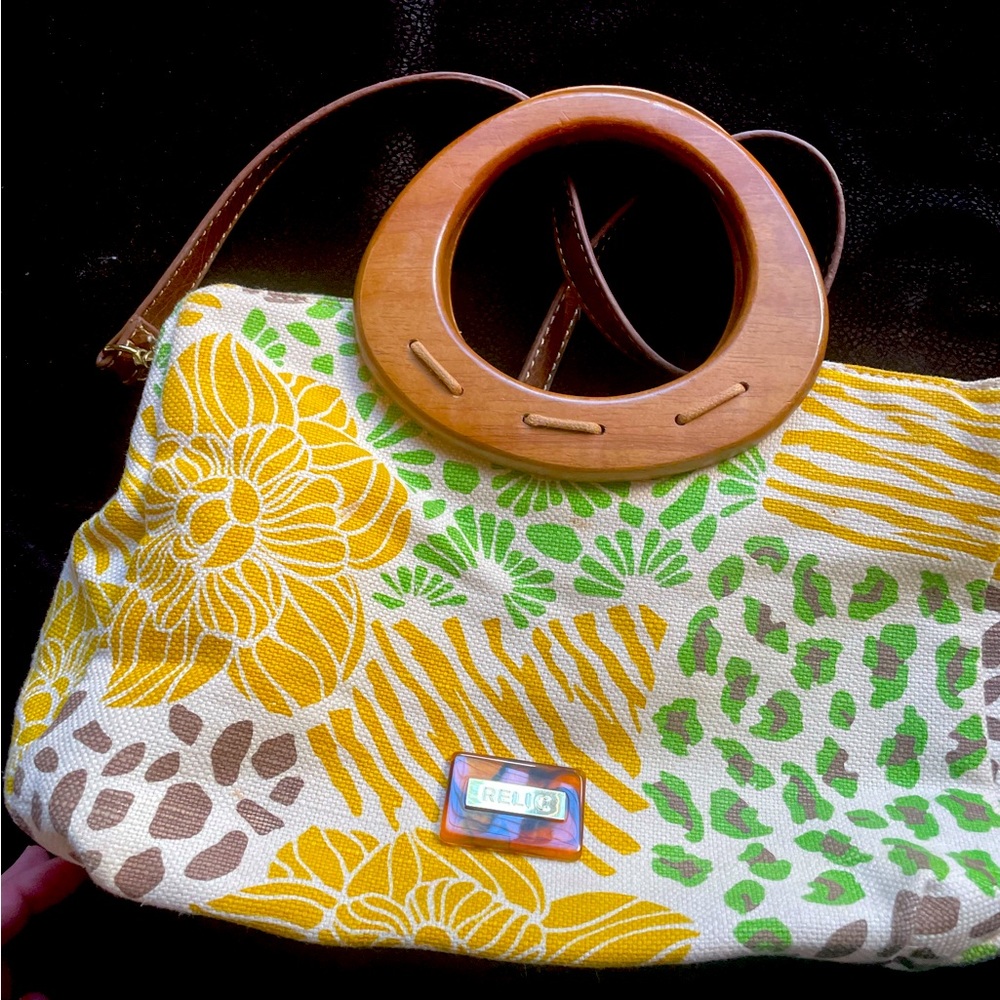 Relic small tote
